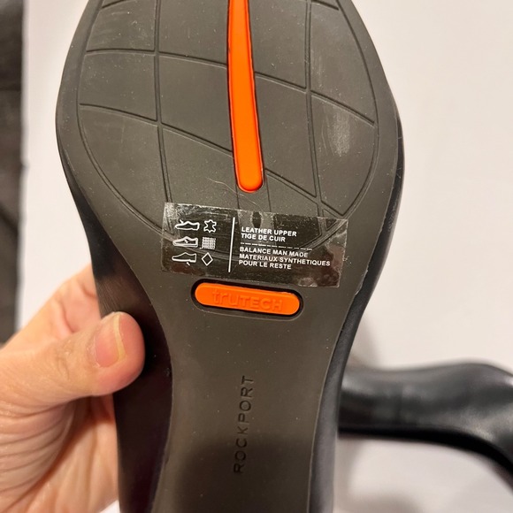 Rockport Womens 9M Dress Pump Heel Leather Juliet Cushioning Business Staple - Picture 6 of 7